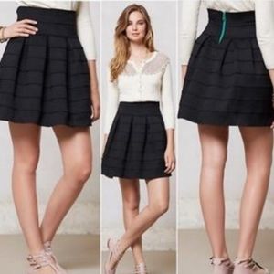 ANTHROPOLOGIE GINGER G SKIRT PLEATED LACE BLACK SMALL